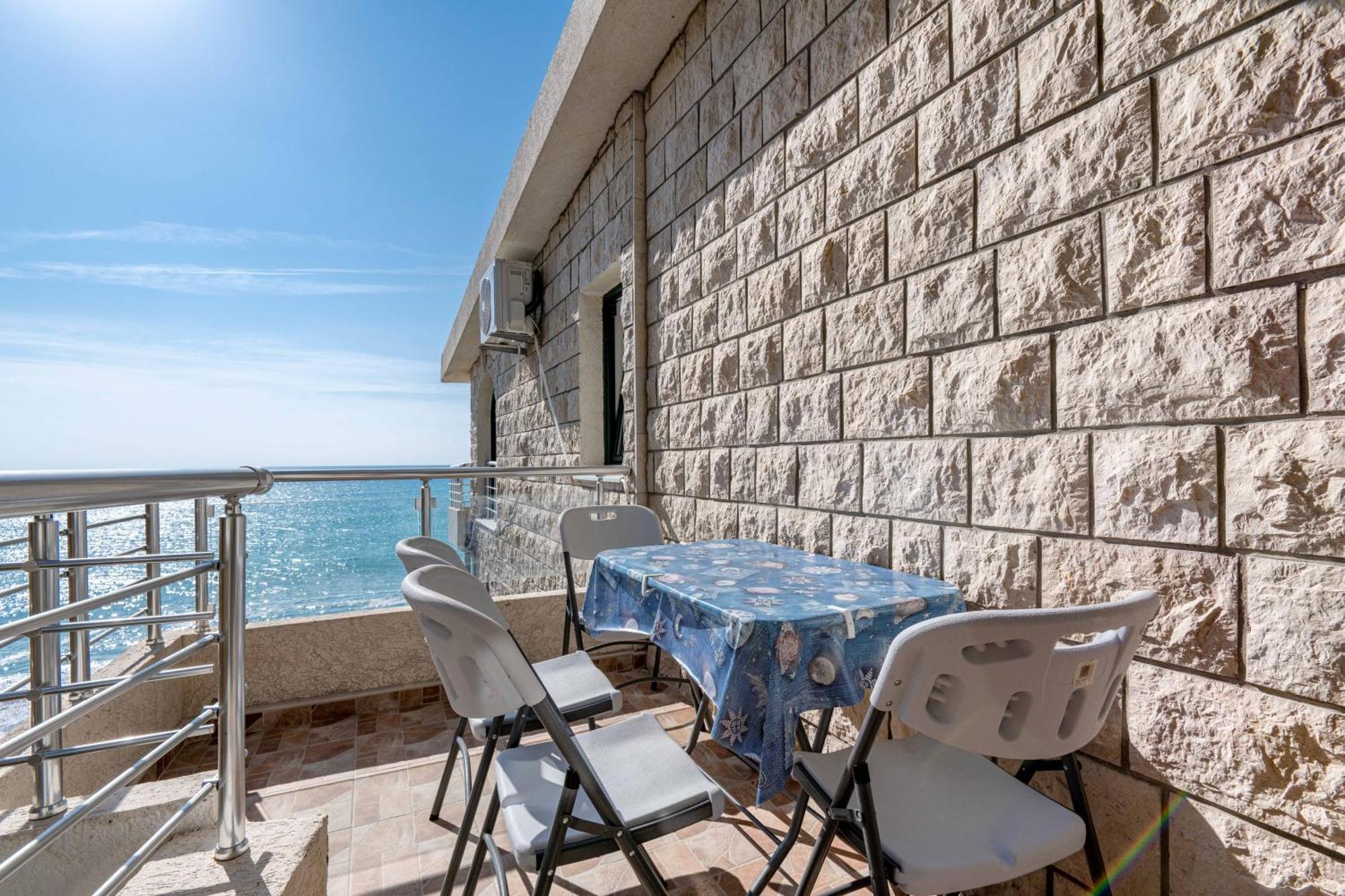 Apartmani Sonja I Branko Сутоморе Екстериор снимка